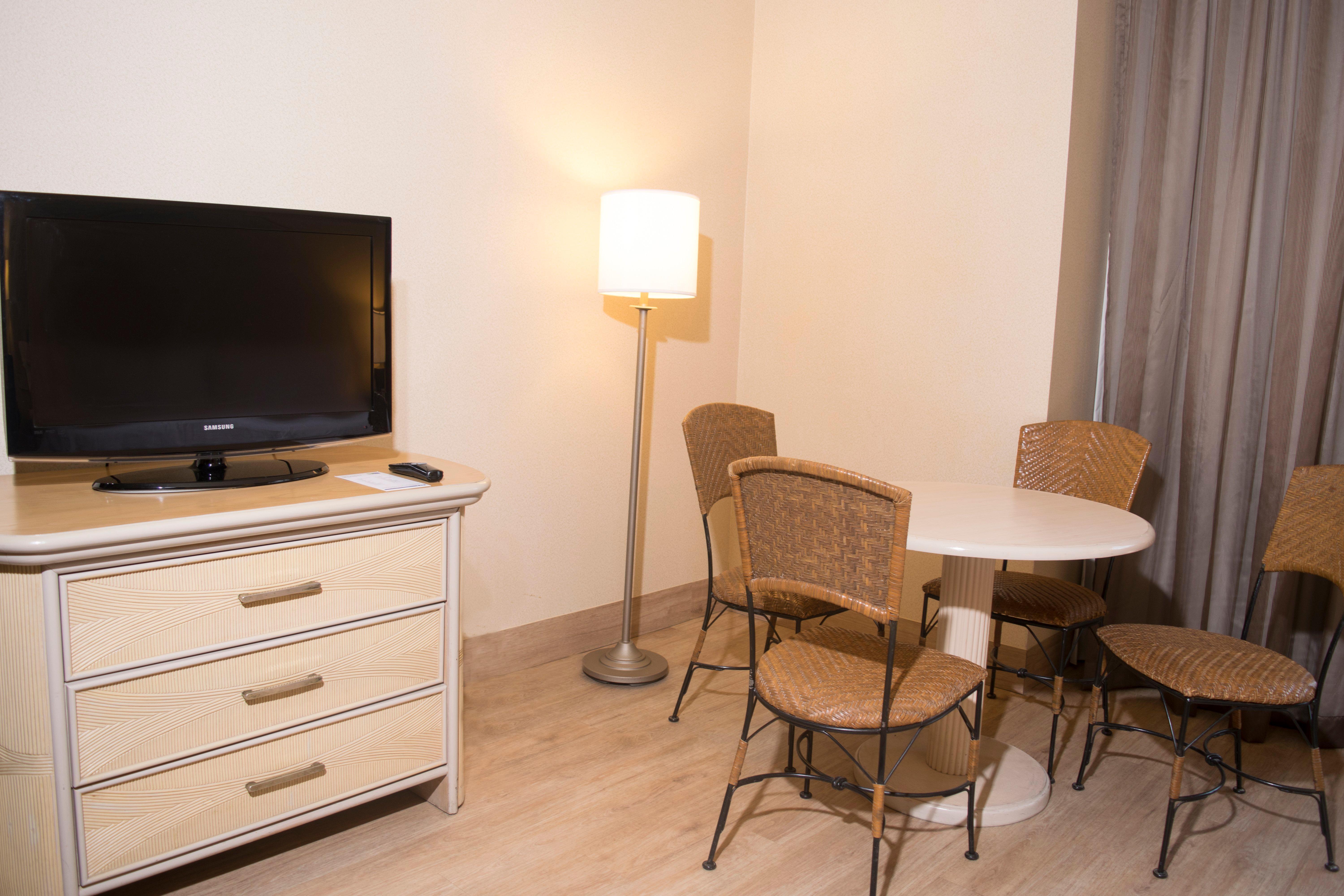 Holiday Inn Express Monterrey Galerias-San Jeronimo By Ihg Exterior photo