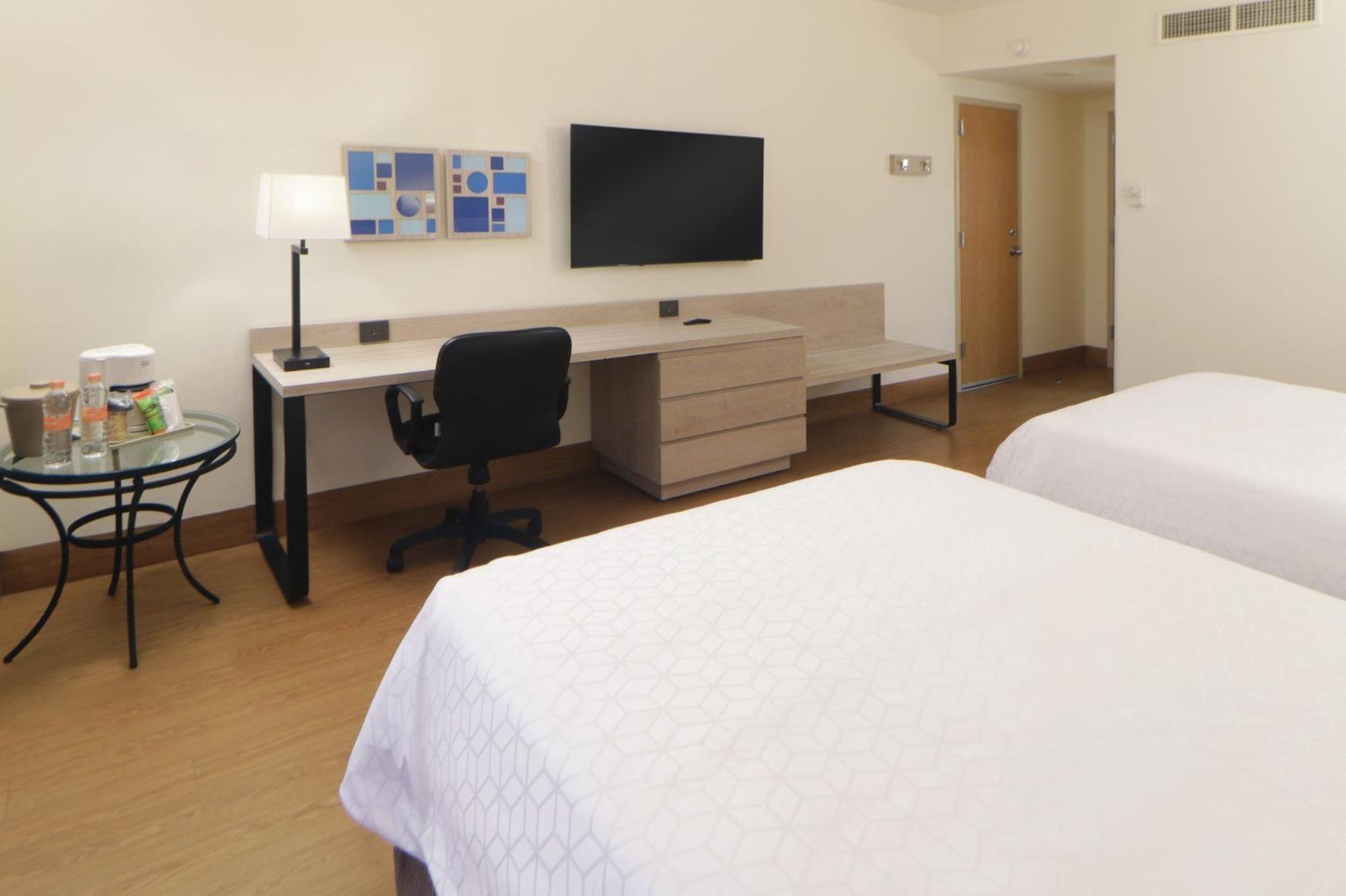 Holiday Inn Express Monterrey Galerias-San Jeronimo By Ihg Exterior photo